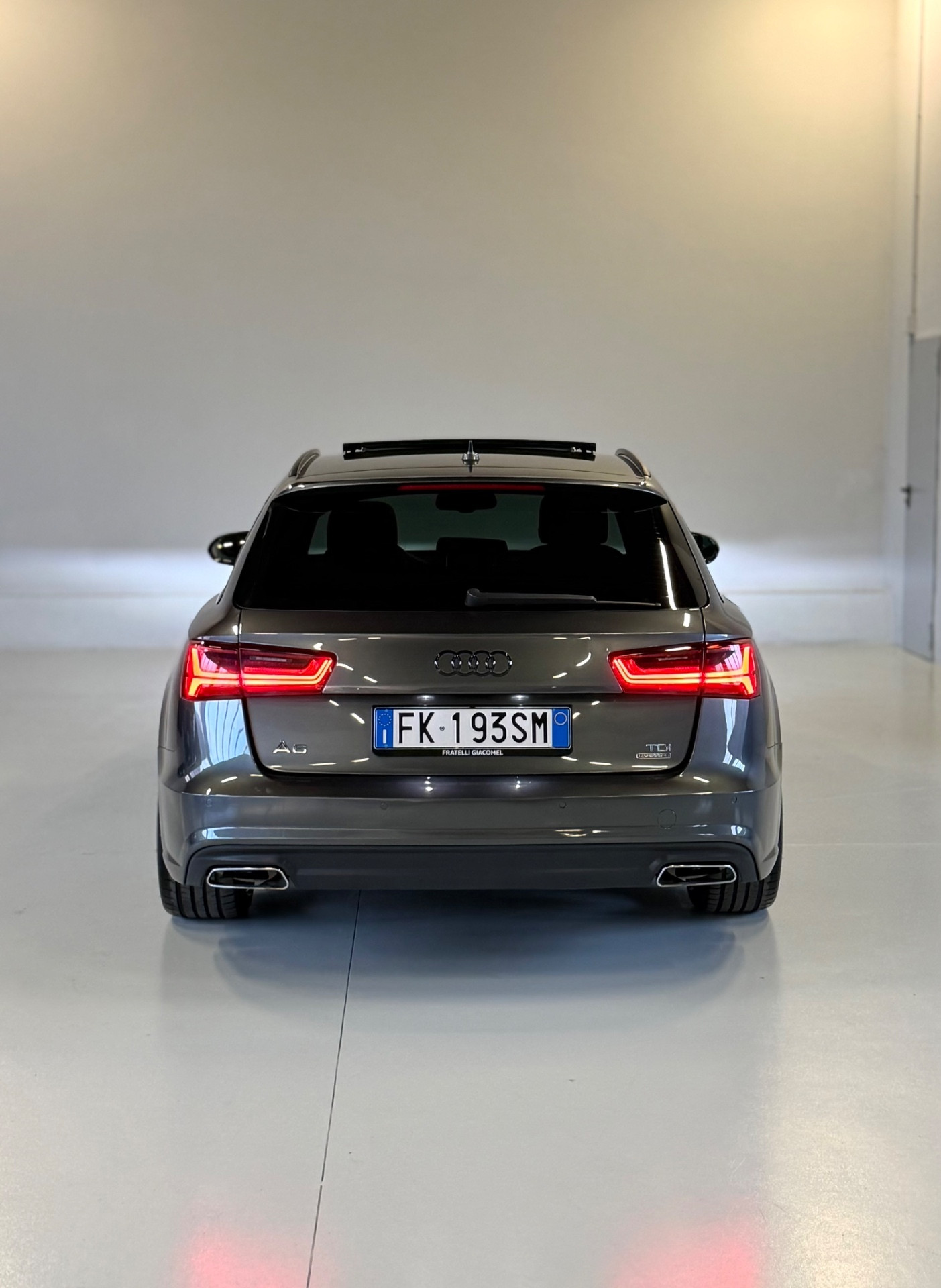 Audi A6 Avant 3.0 TDI 272 CV quattro S tronic Business Plus foto 10