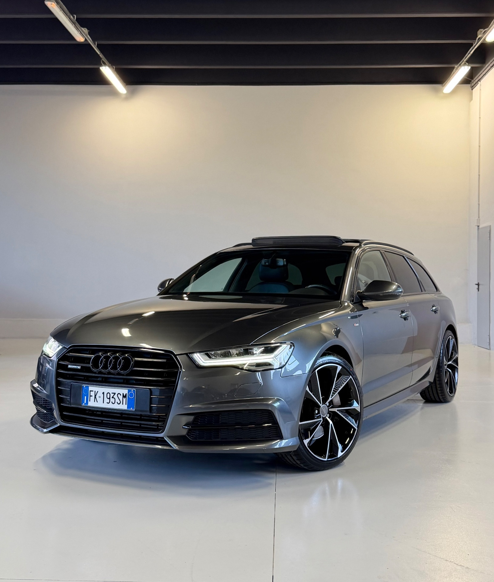 Audi A6 Avant 3.0 TDI 272 CV quattro S tronic Business Plus foto 2